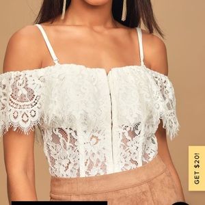 Lulu’s White Lace Bodysuit corset ruffle Sz S